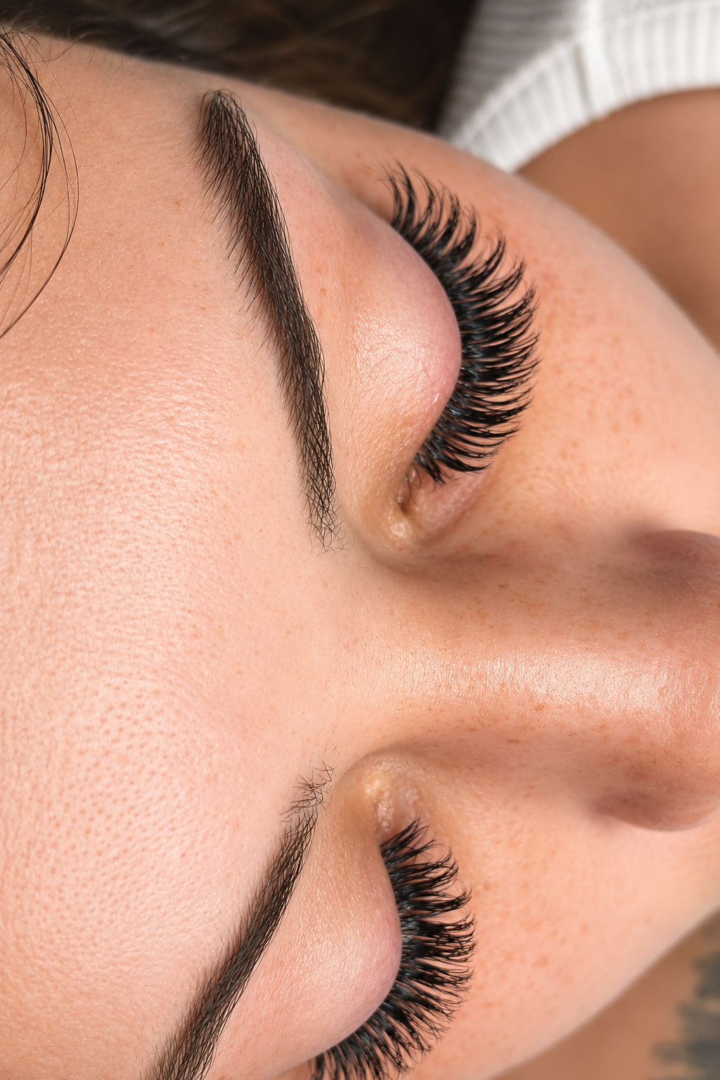 Royal Tide™ Promade Wet Set Lash Tray | Wispy Spiked Lash Extensions